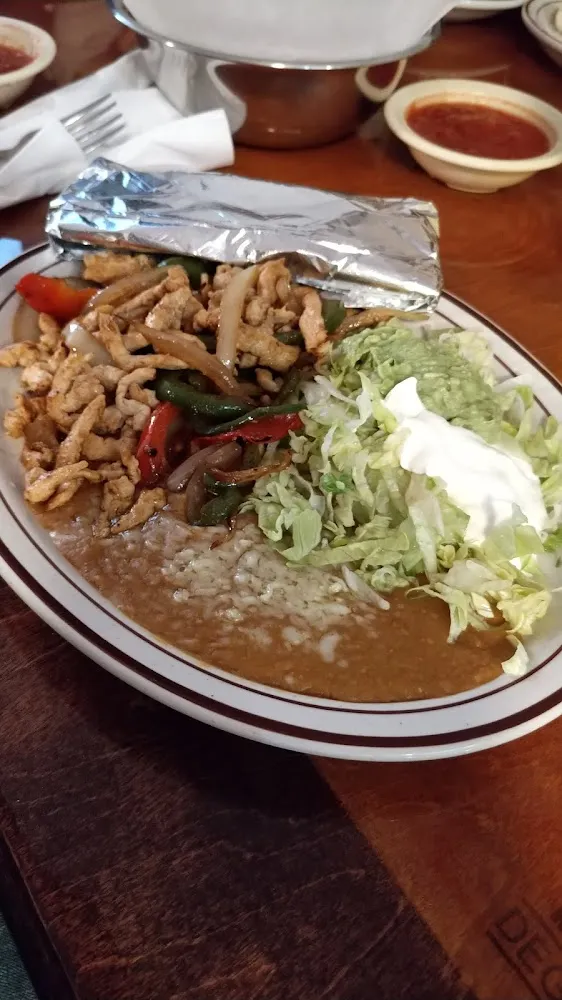 Lunch Fajitas De Pollo